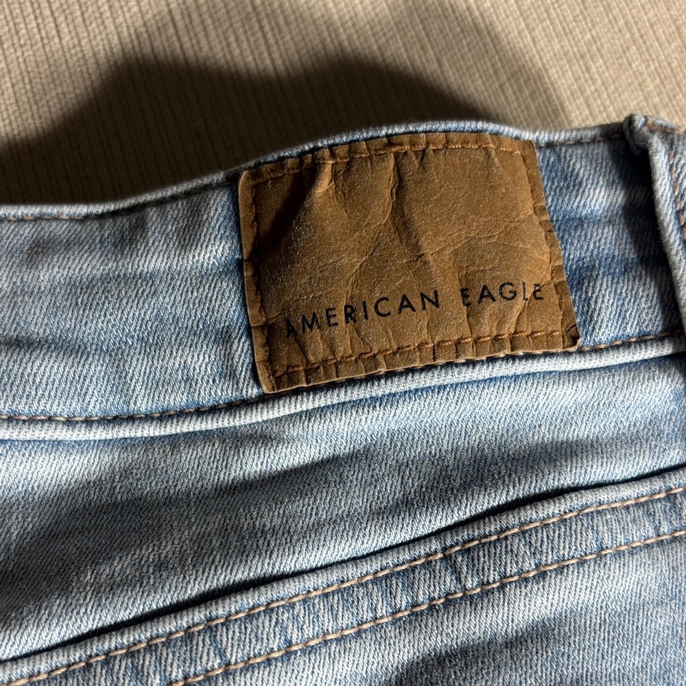 American Eagle Distressed Light Blue Jeans shorts - Picture 4 of 11